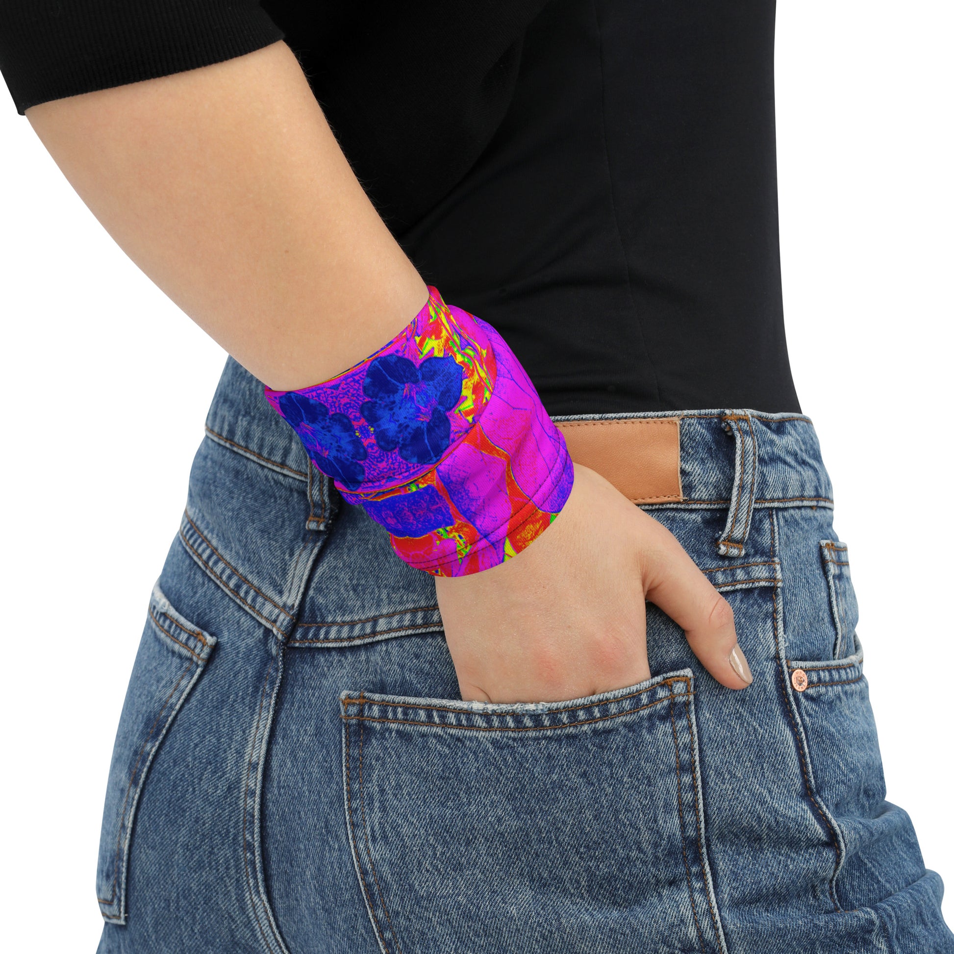 Neon Leaves Wristband Women's View